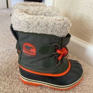 Sorel toddler snow boots